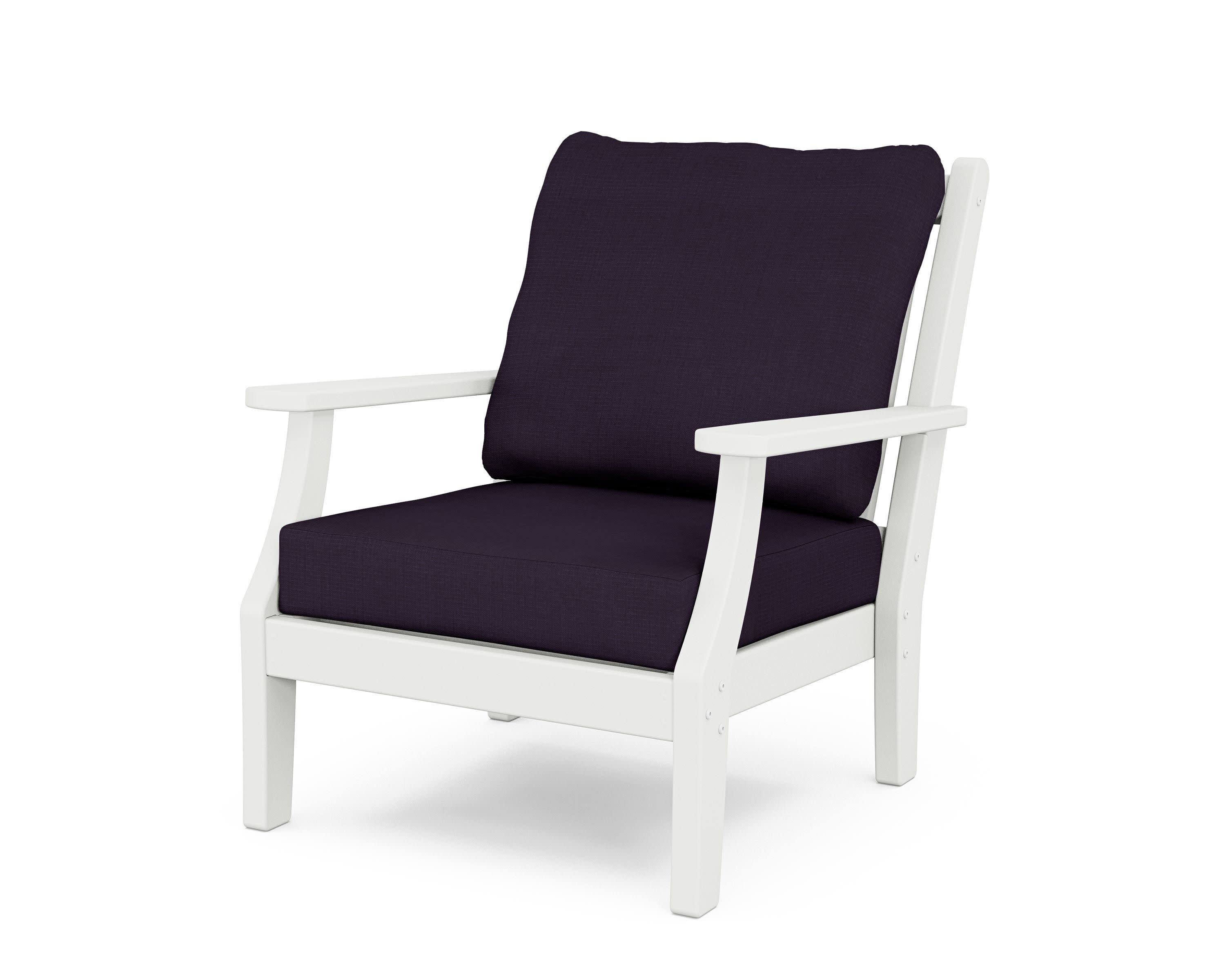 Wovendale Deep Seating Chair in White / Navy Linen