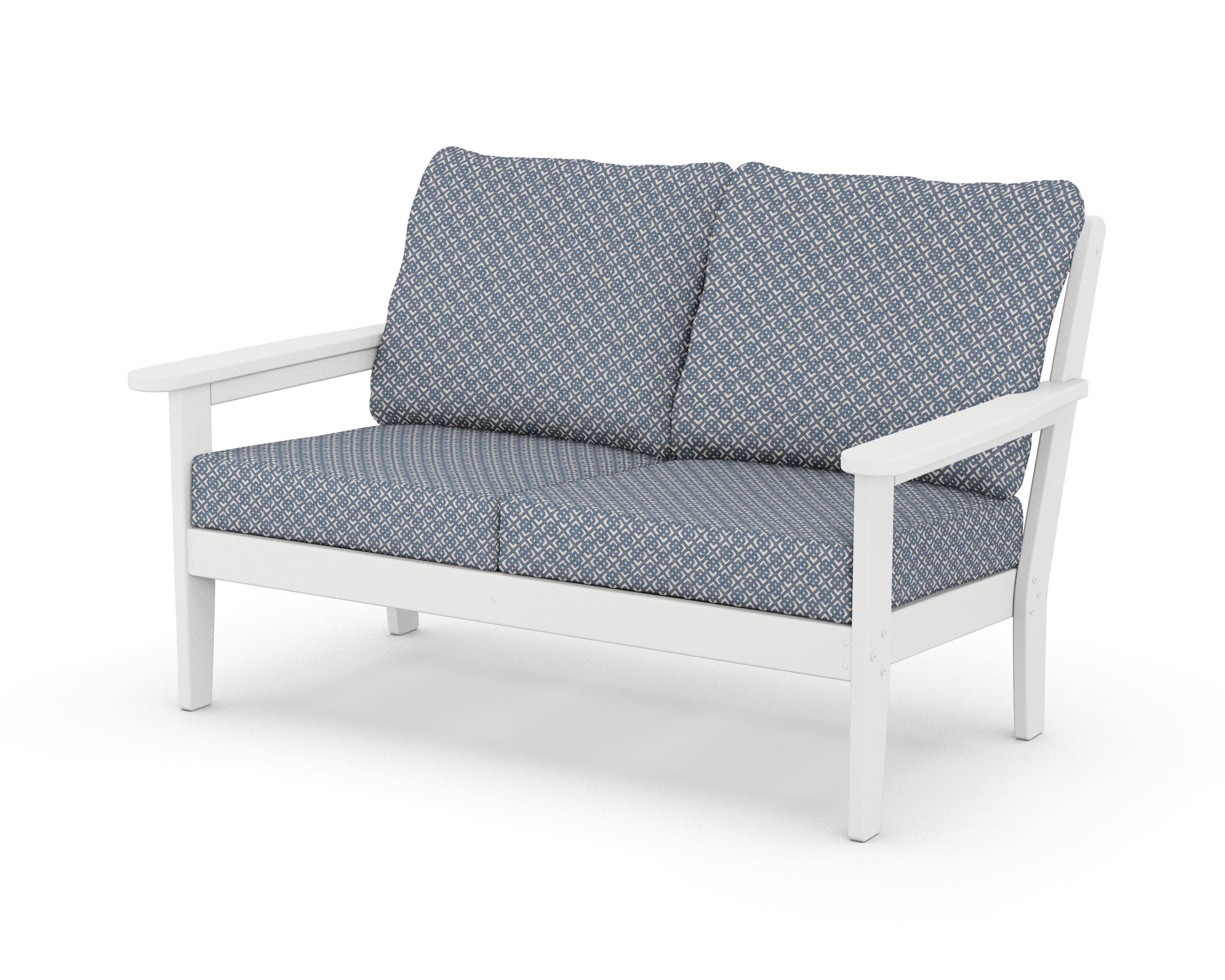 Cottage Deep Seating Loveseat in White / Hopscotch
