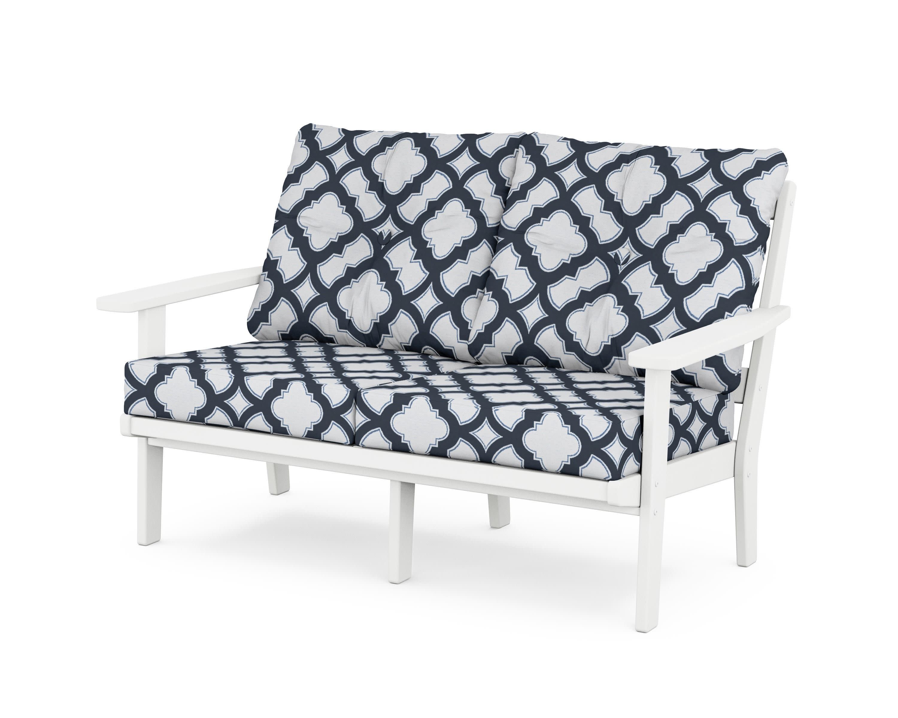 Prairie Deep SeatingLoveseat in White / Trellis Marine Indigo