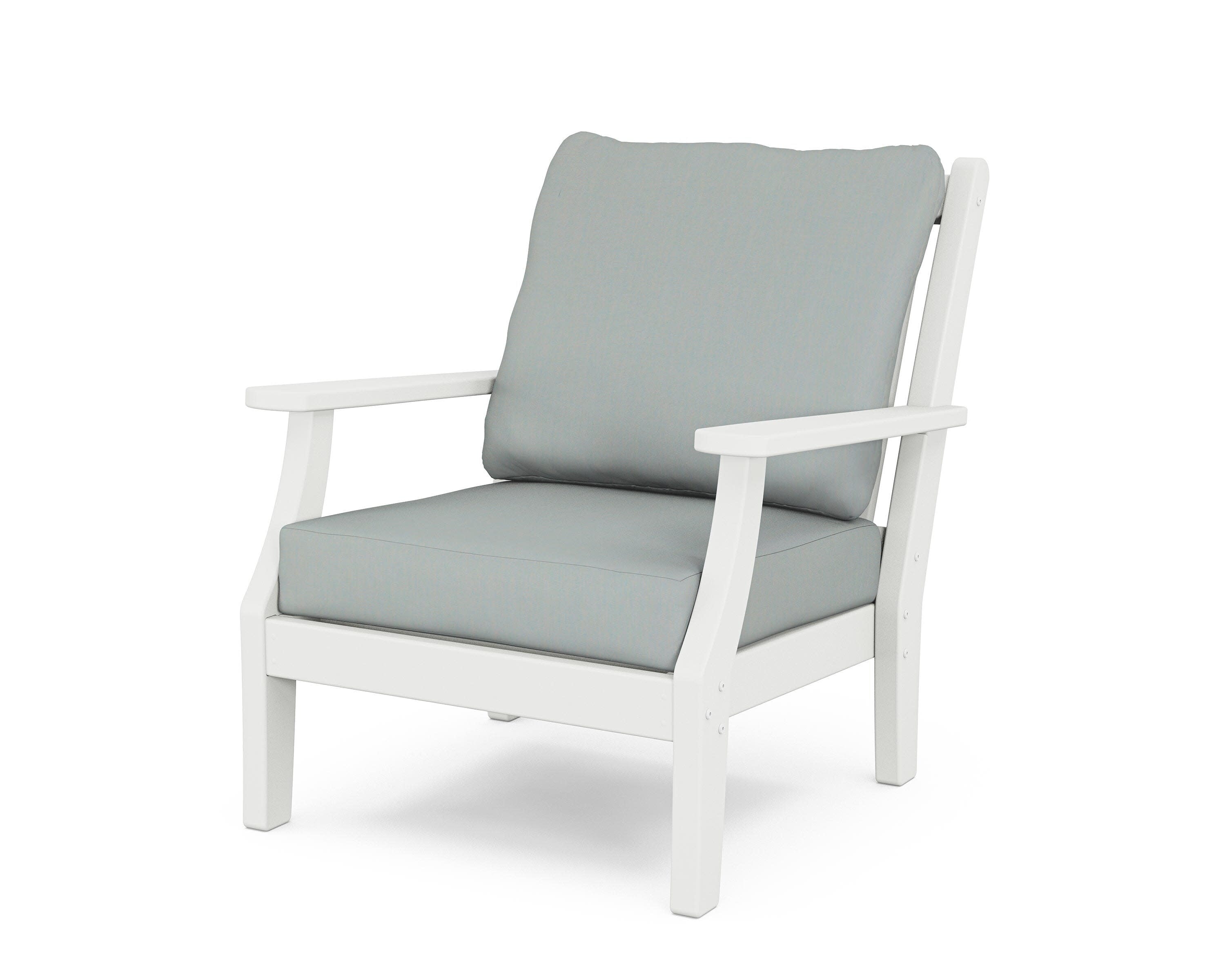Wovendale Deep Seating Chair in White / Spa
