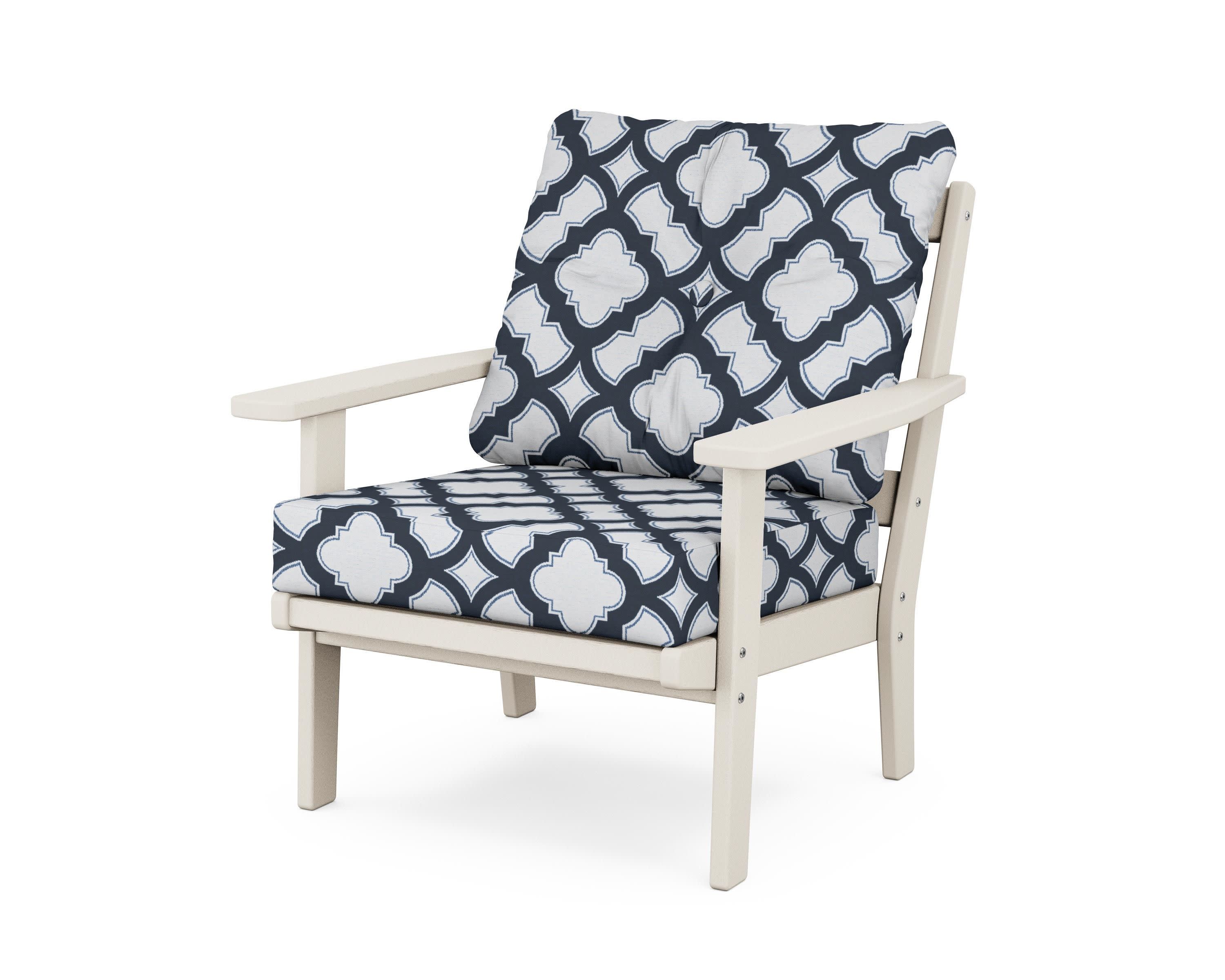 Prairie Deep Seating Chair in Sand / Trellis Marine Indigo
