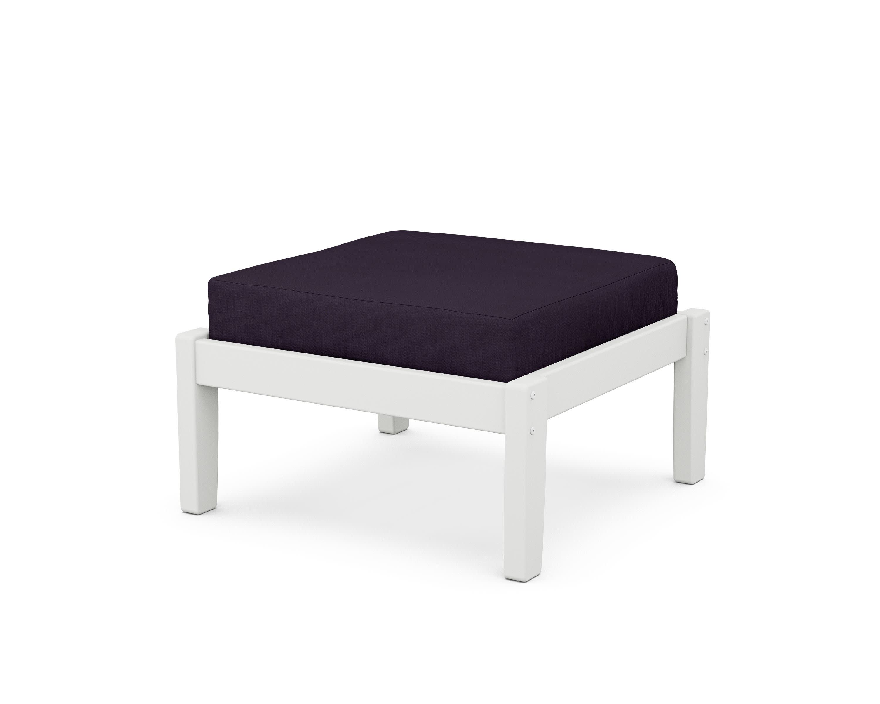 Deep Seating Ottoman in White / Navy Linen